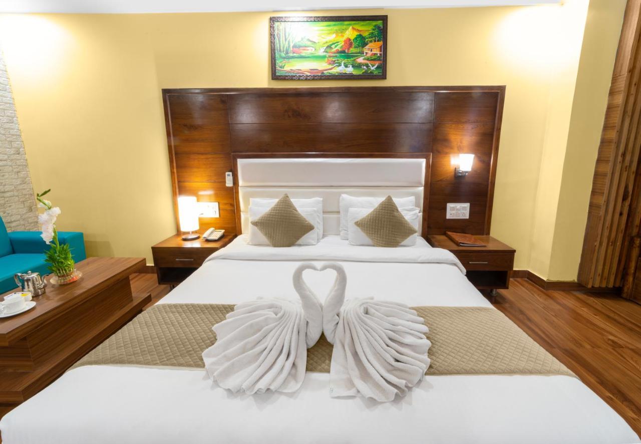 Hotel Divine Lakshmi Ganga Rishīkesh 外观 照片