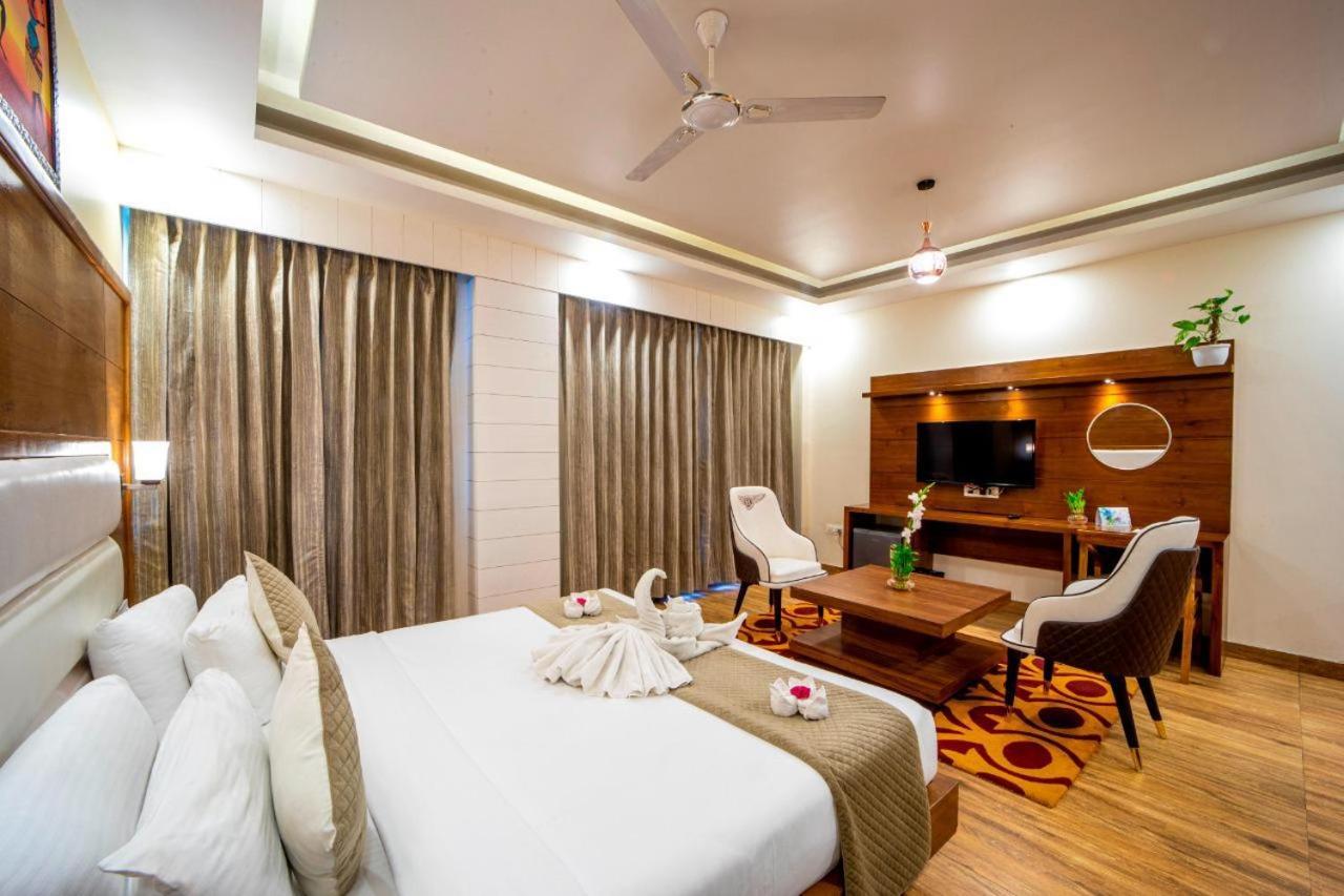 Hotel Divine Lakshmi Ganga Rishīkesh 外观 照片