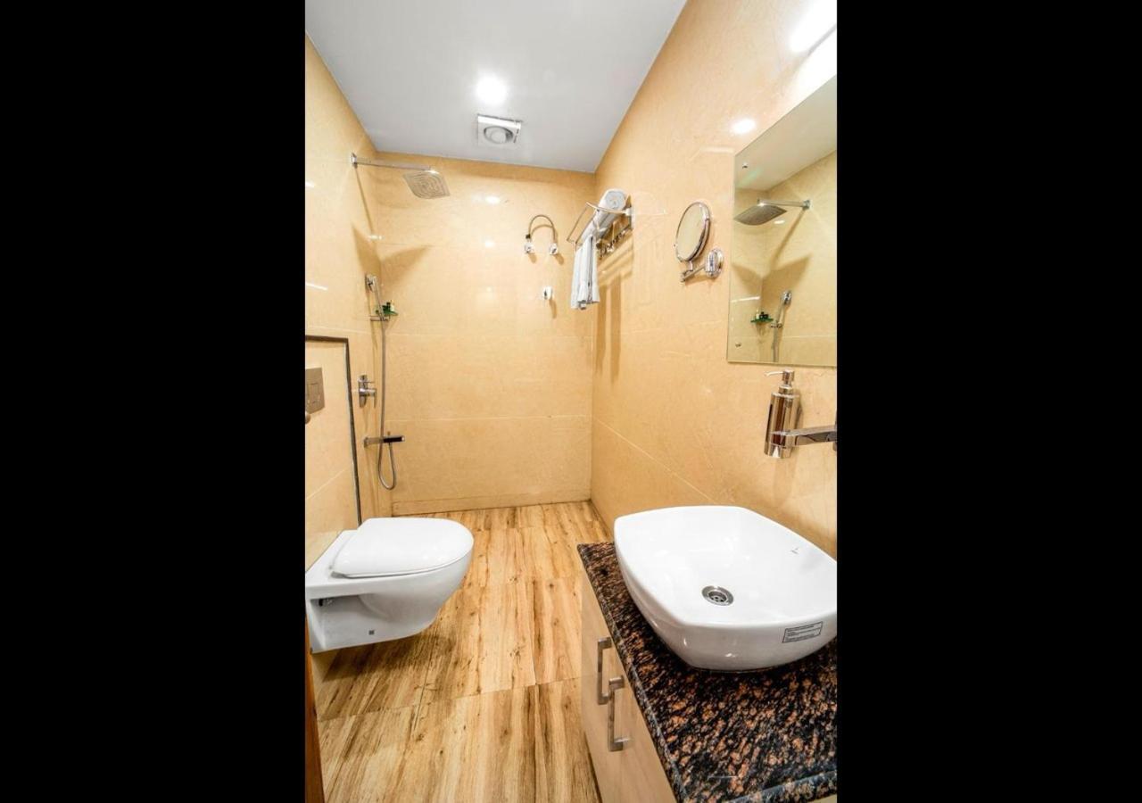 Hotel Divine Lakshmi Ganga Rishīkesh 外观 照片
